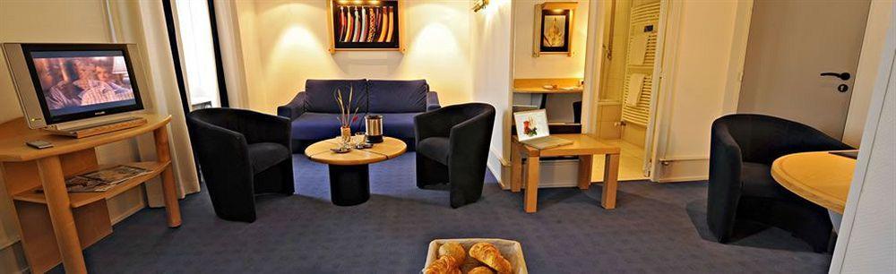 Logis Hotel Le France 빌레-르-락 외부 사진