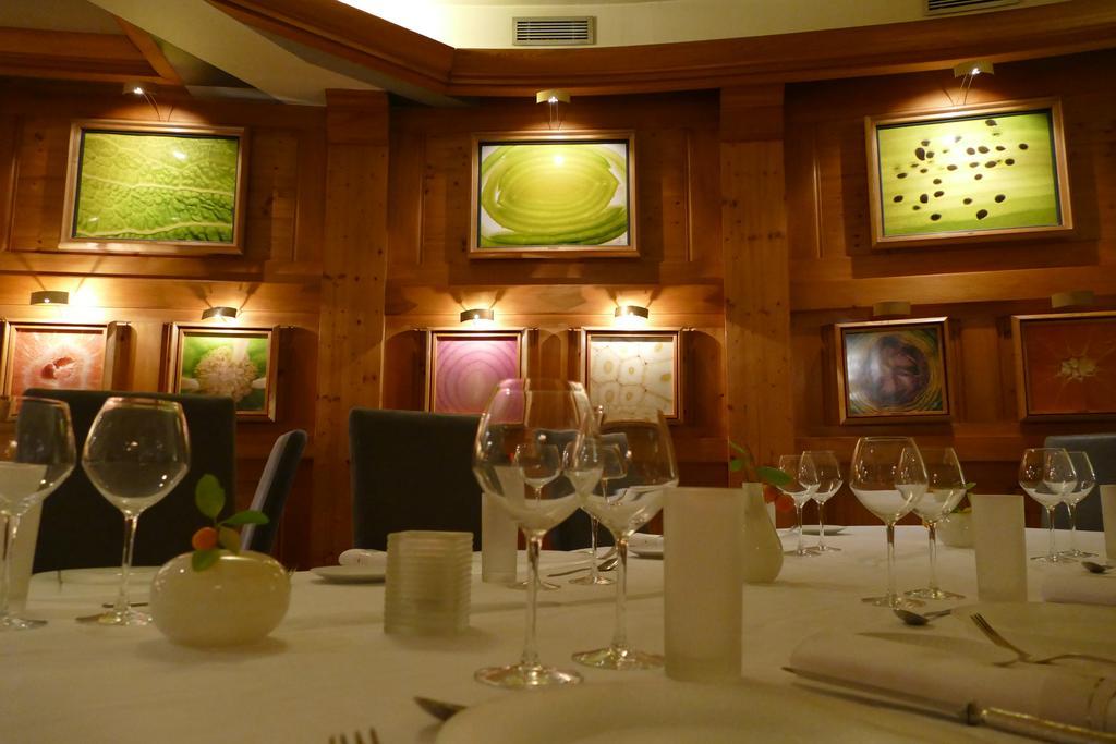 Logis Hotel Le France 빌레-르-락 외부 사진